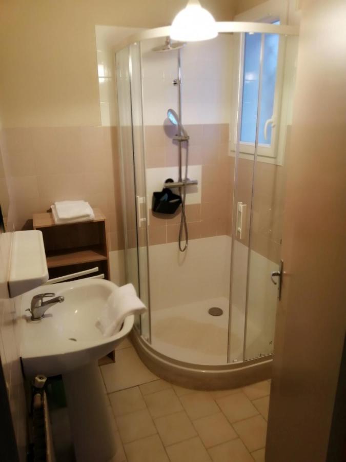 Residence Les Plus Pres 约泽克 外观 照片