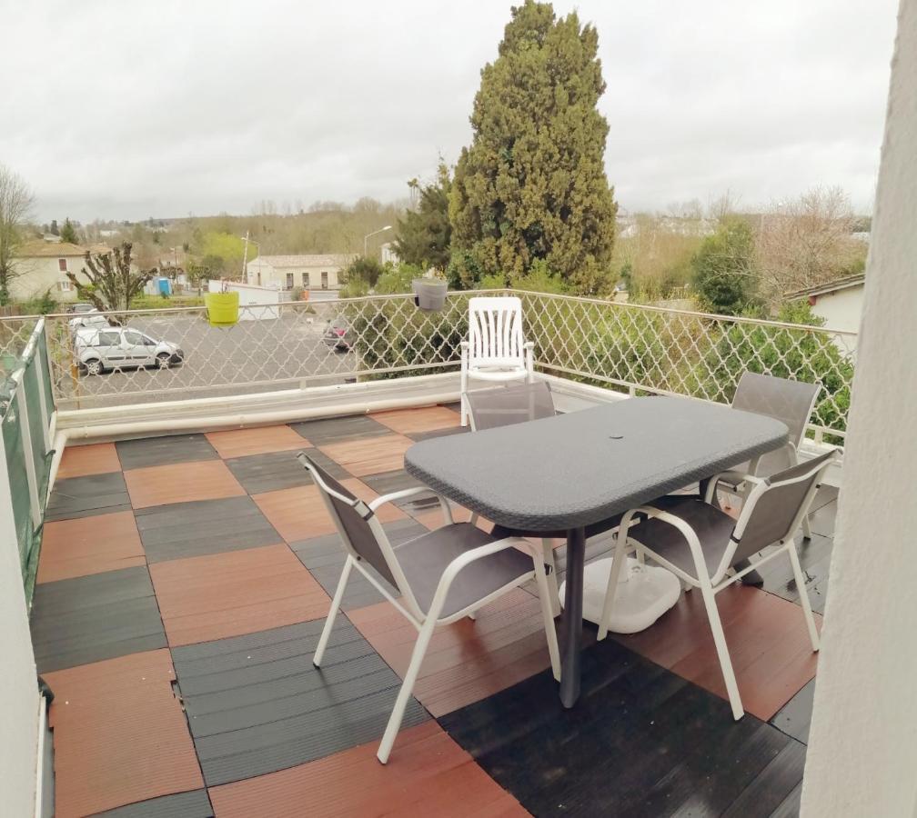 Residence Les Plus Pres 约泽克 外观 照片