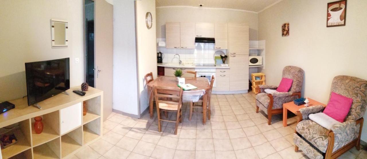 Residence Les Plus Pres 约泽克 外观 照片